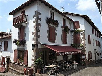 Hostel Ramuntcho سان جان بييه دو بور المظهر الخارجي الصورة